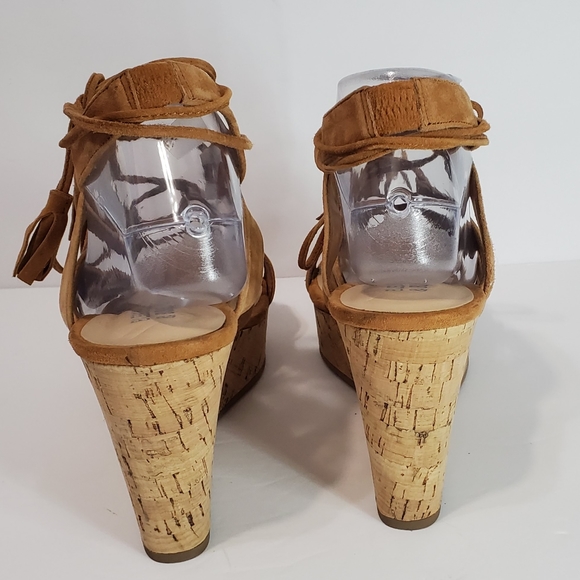 Bleecker & Bond Tan Lace Up Wedge Sandals - Picture 5 of 8